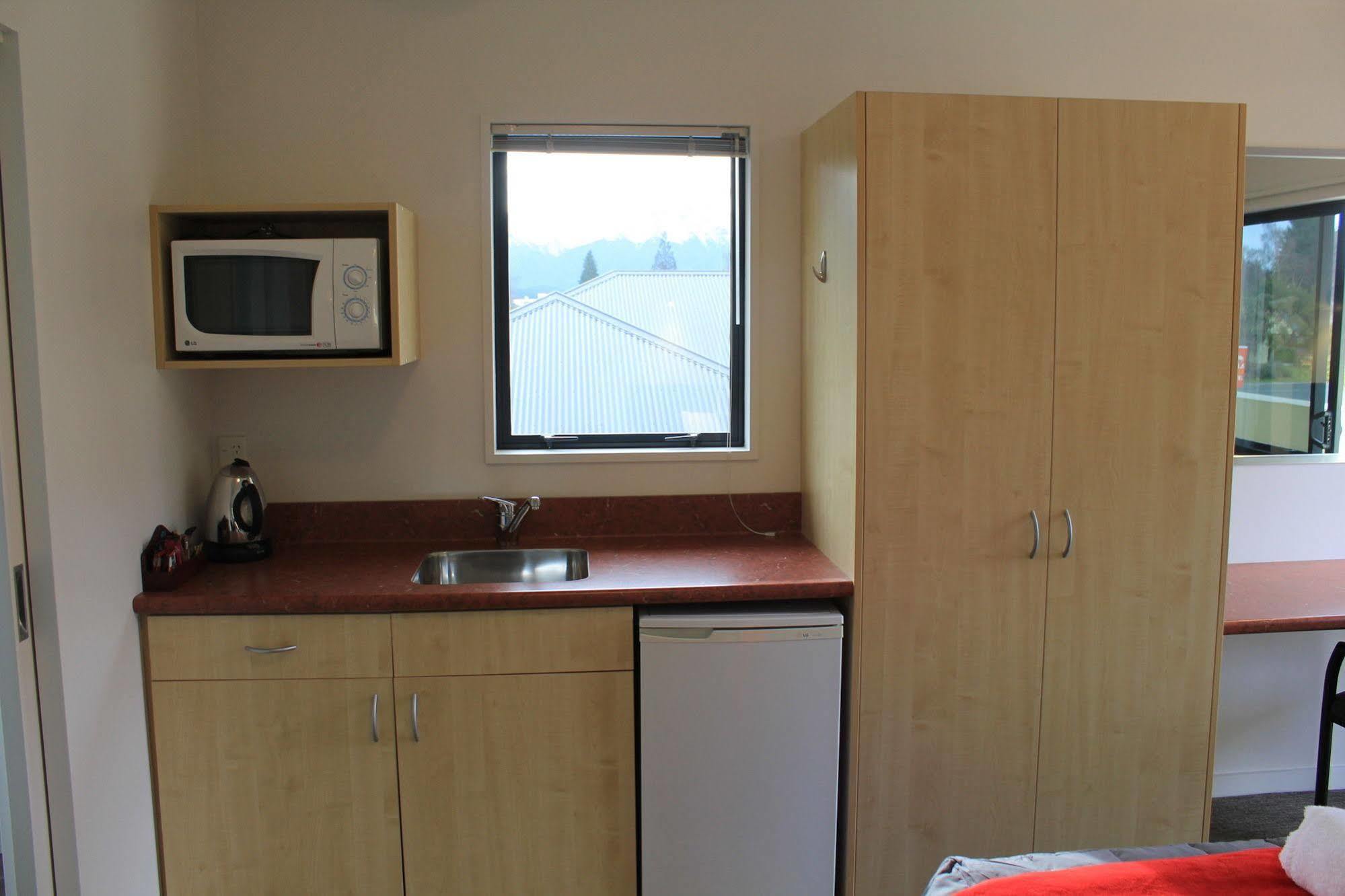 Bella Vista Motel Te Anau Ngoại thất bức ảnh