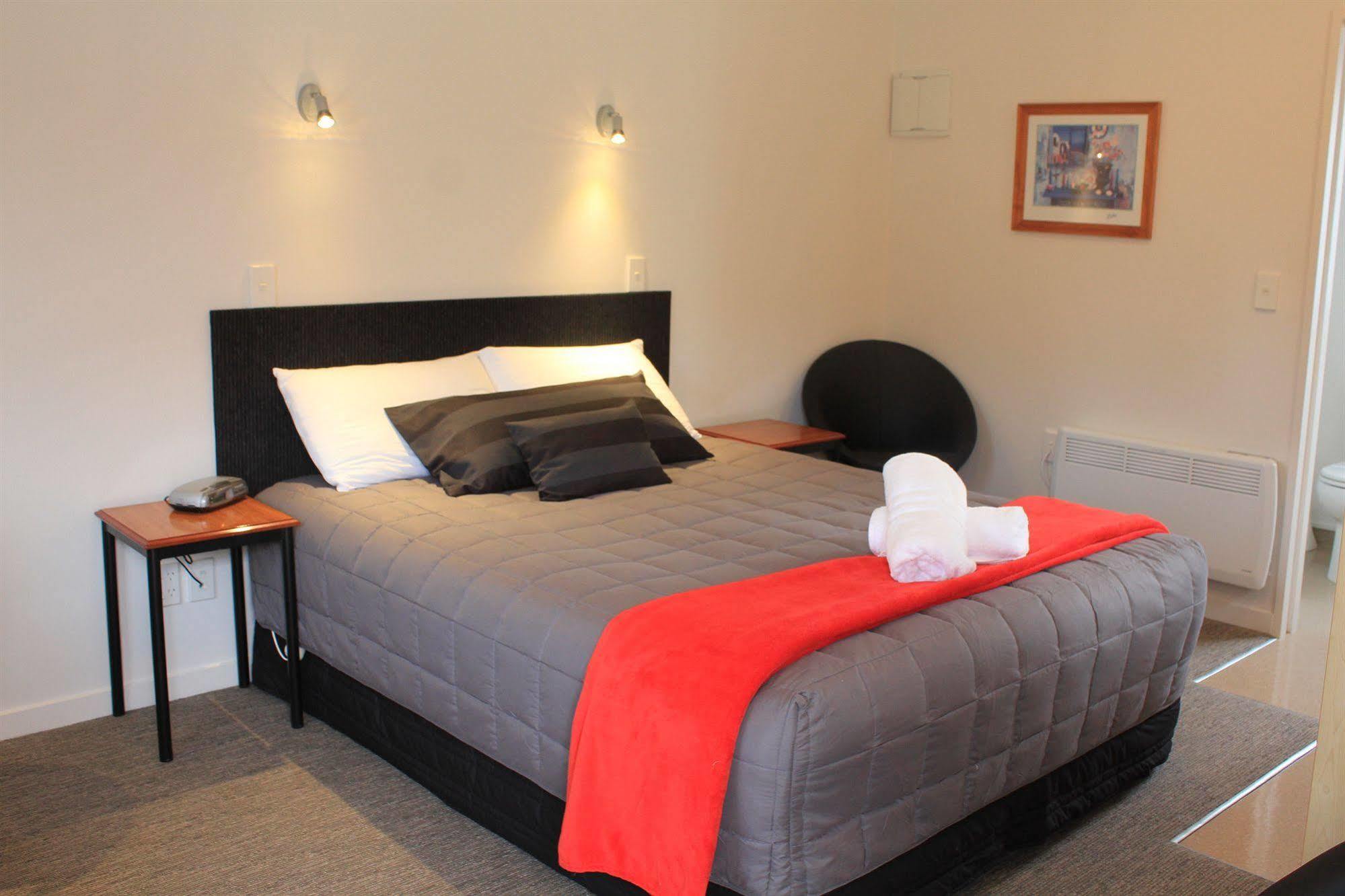 Bella Vista Motel Te Anau Ngoại thất bức ảnh
